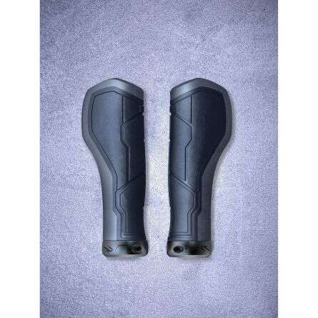 Mansoane CUBE Natural Fit Grips ALL TERRAIN black´n´grey  L